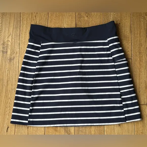 Addison Bay Links Golf Skort size Large