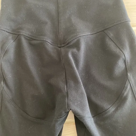Bombshell black biker shorts in black size medium