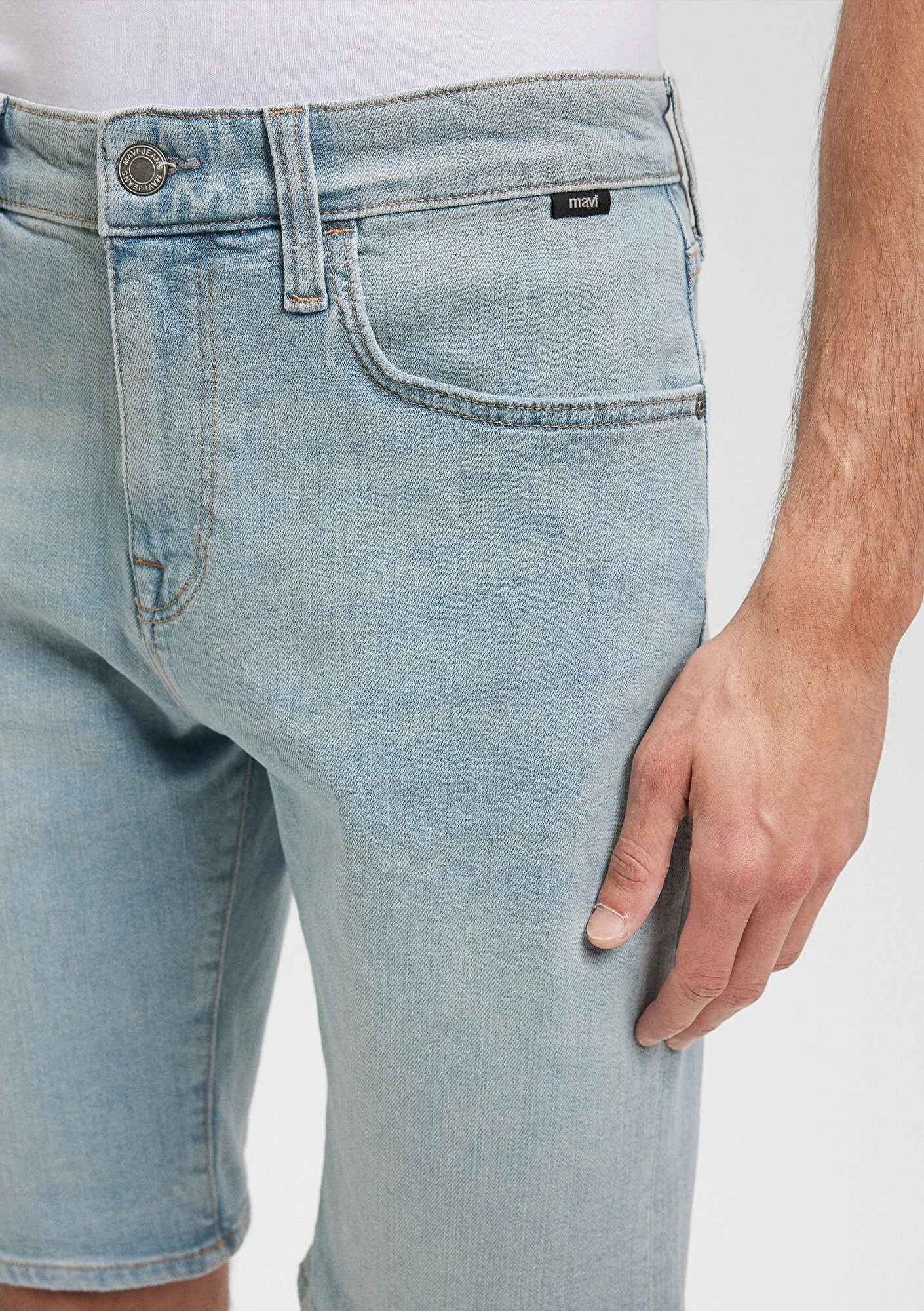 Brian Light Foggy Street Comfort Jean Shorts