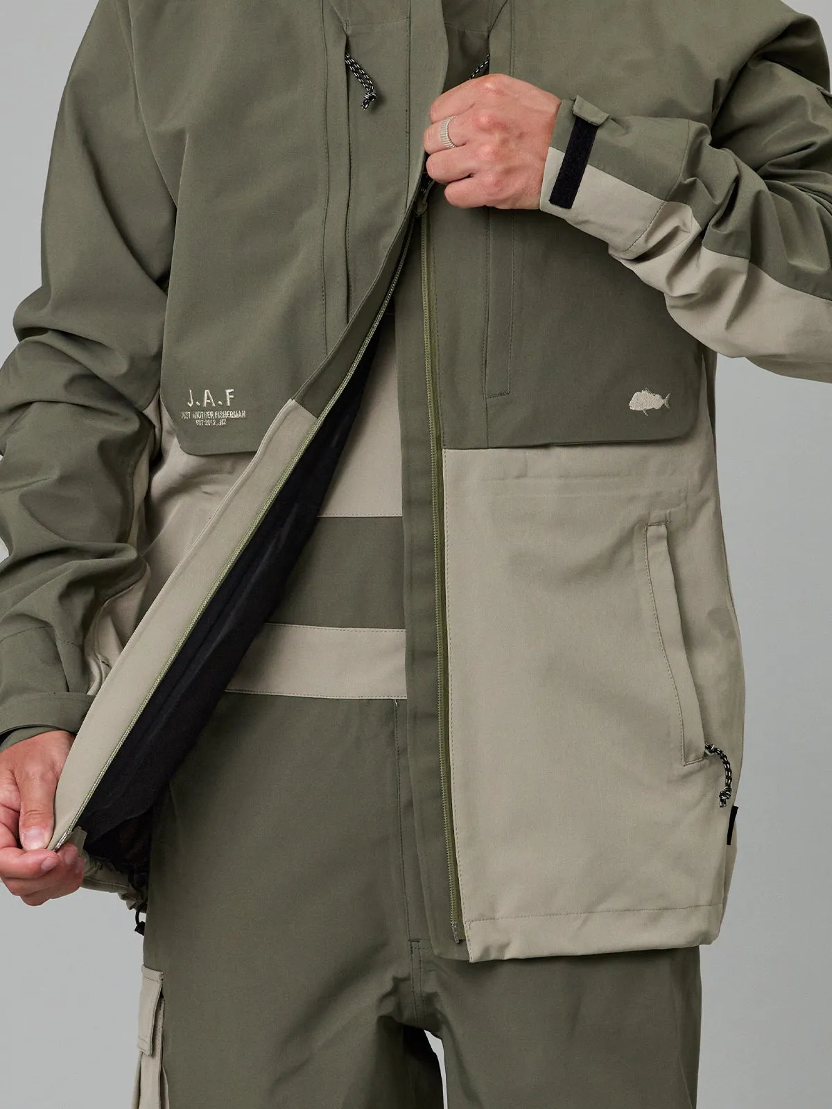 COASTAL JACKET - OLIVE OAK