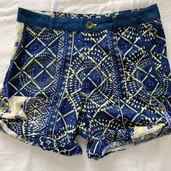 Desigual Virginia shorts, size 28, new
