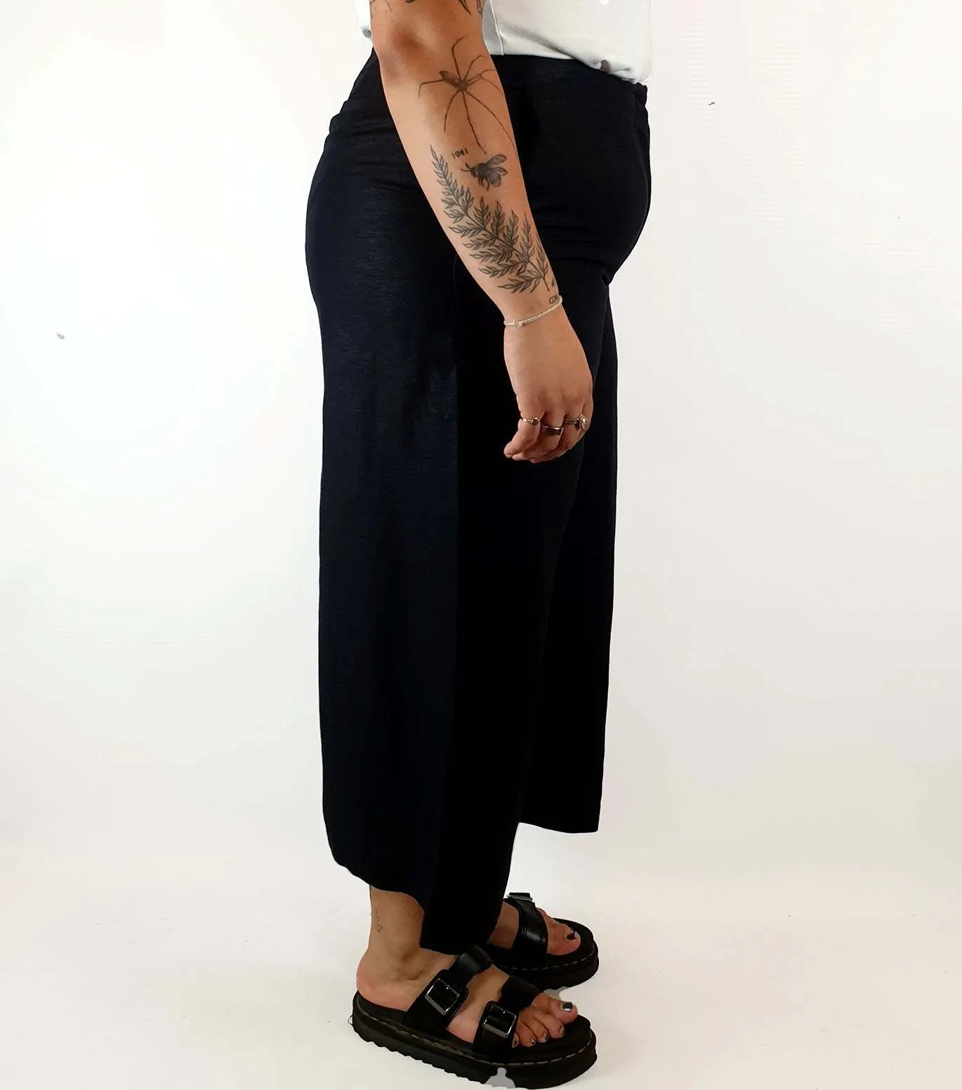 Elk black 100% linen wide leg pants with metallic sheen size 14