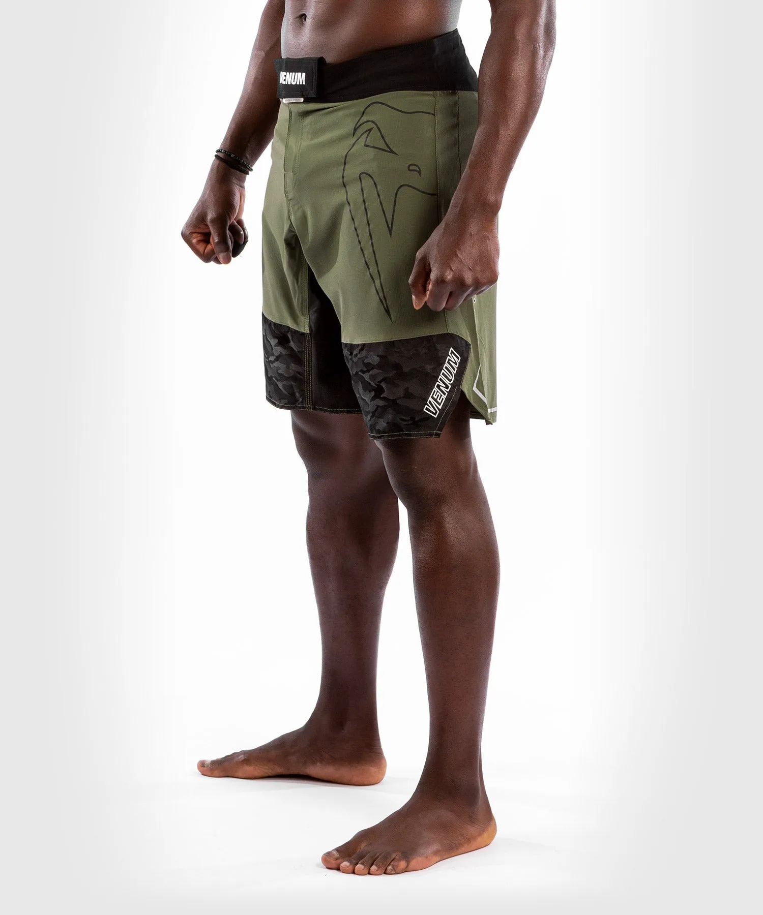 Fightshorts Venum LIGHT 4.0 - Kaki/Zilver