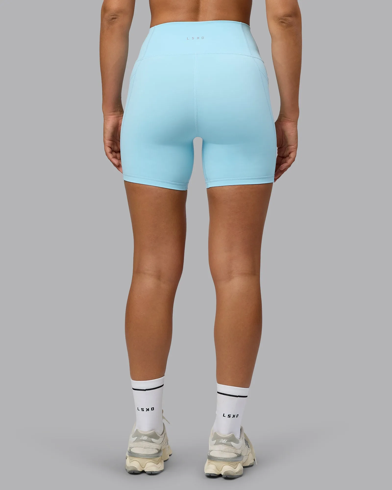 Fusion Mid Short Tight With Pockets - Crystal Blue