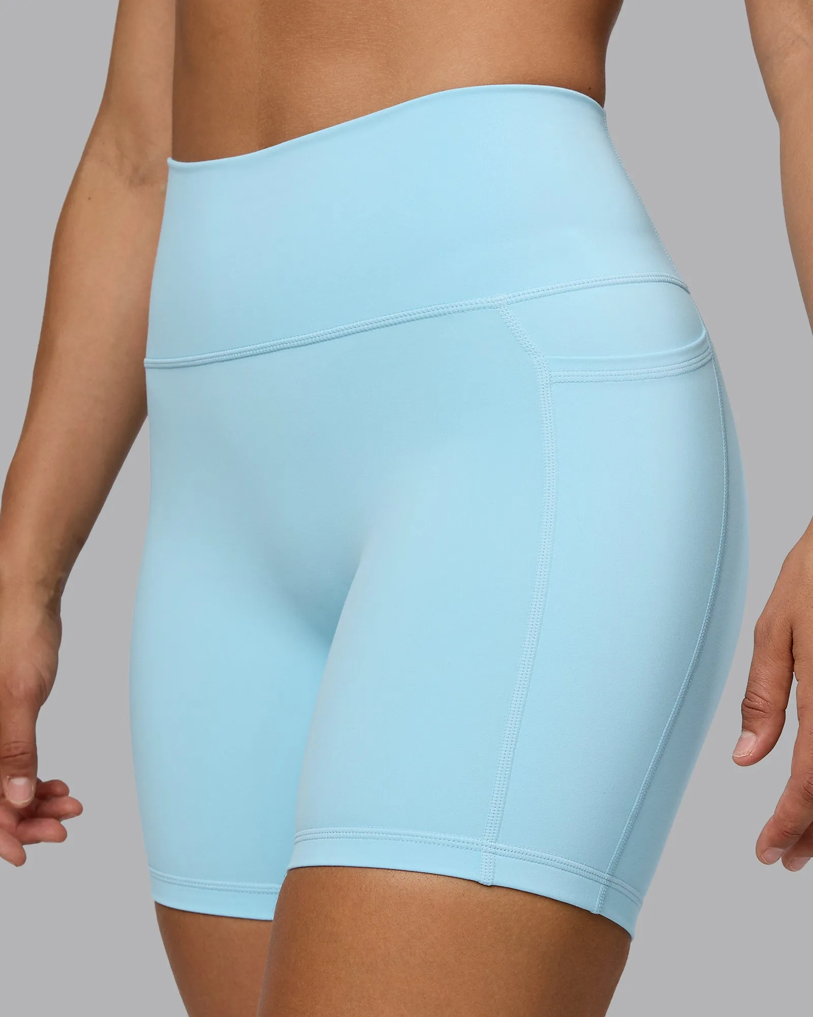 Fusion Mid Short Tight With Pockets - Crystal Blue