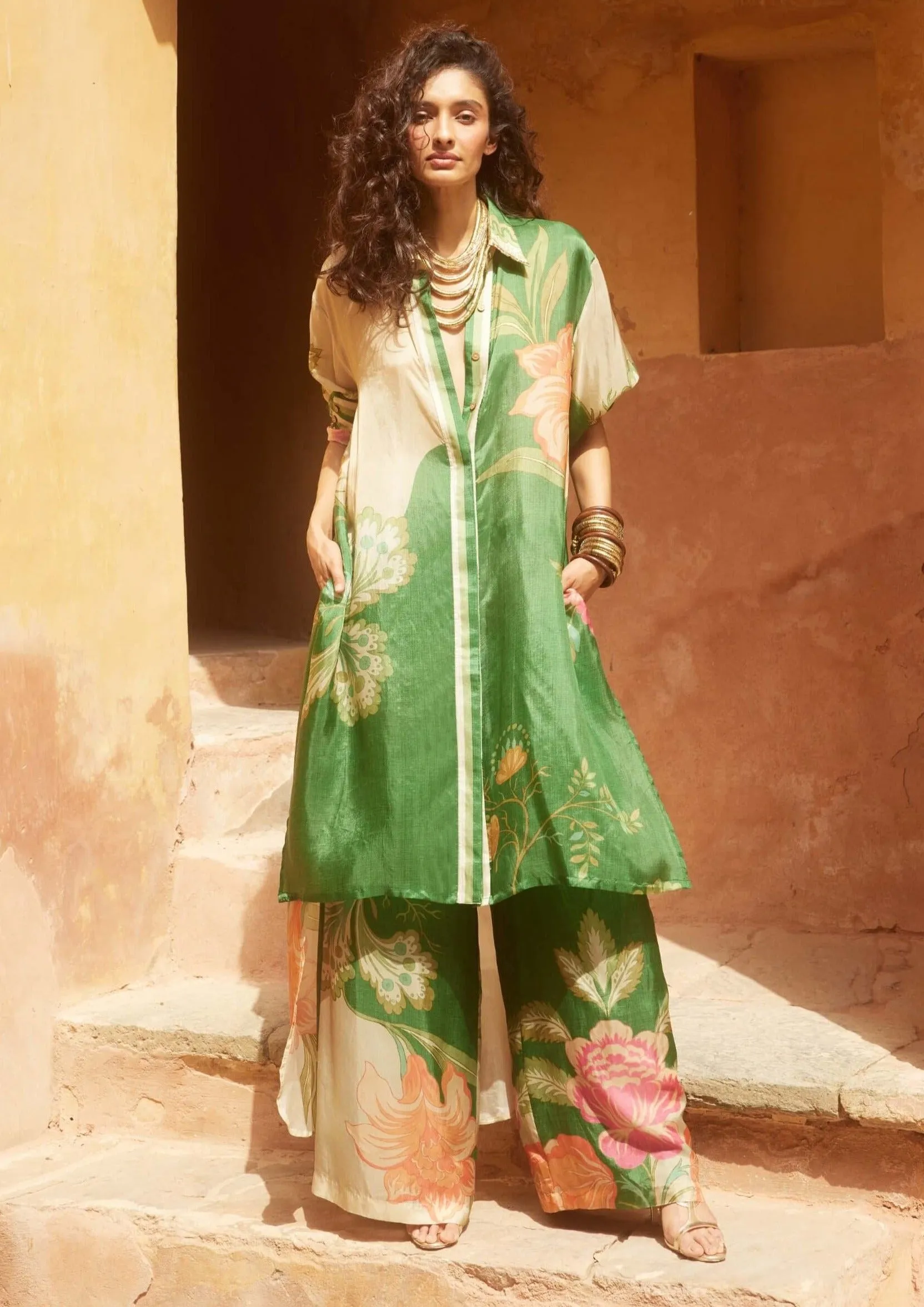 Green high low kurta and pants