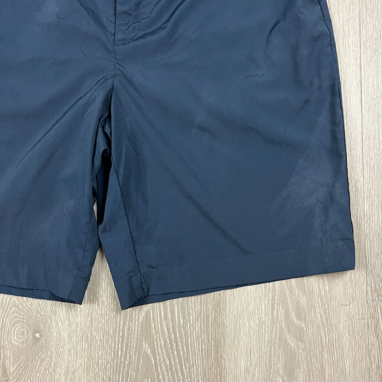 Greg Norman Mens Navy Golf Shorts Size 40