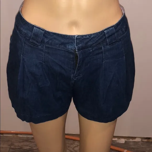 Guess Los Angeles skirt short size xsmall