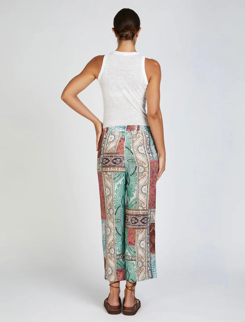 In the Sac II SAMARA Pant