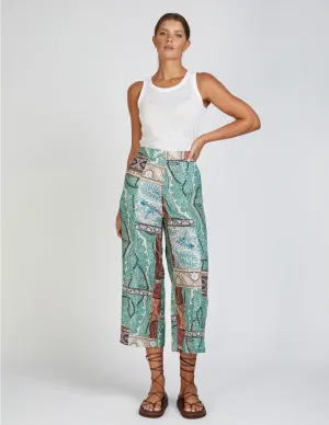 In the Sac II SAMARA Pant