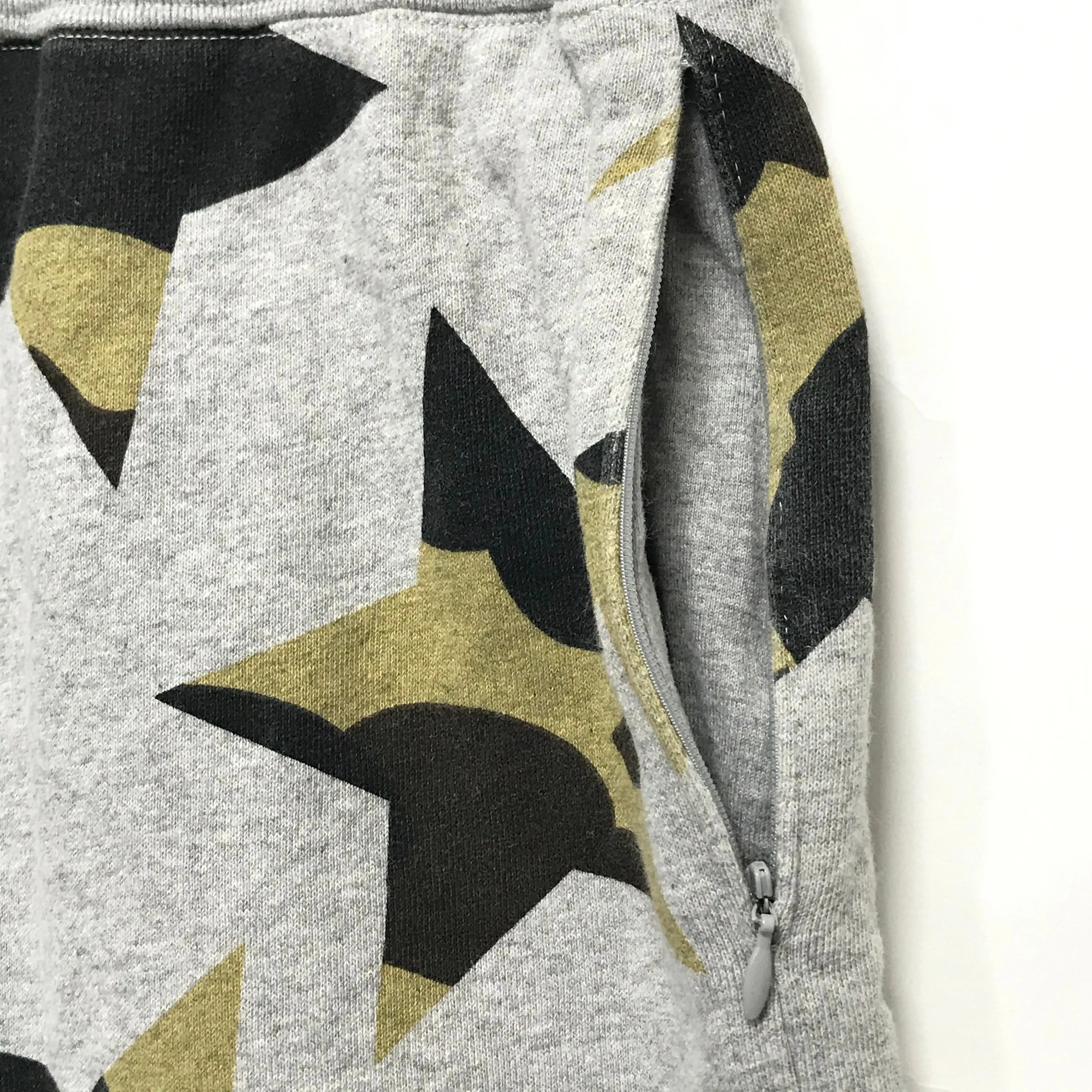 [L] A Bathing Ape Bape 1st Camo Sta Sweat Shorts Grey