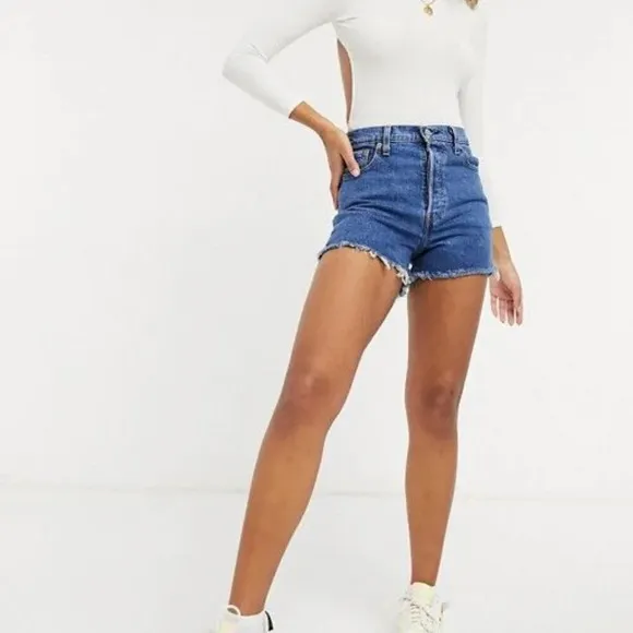Levi’s Premium Dark Wash Ribcage Shorts