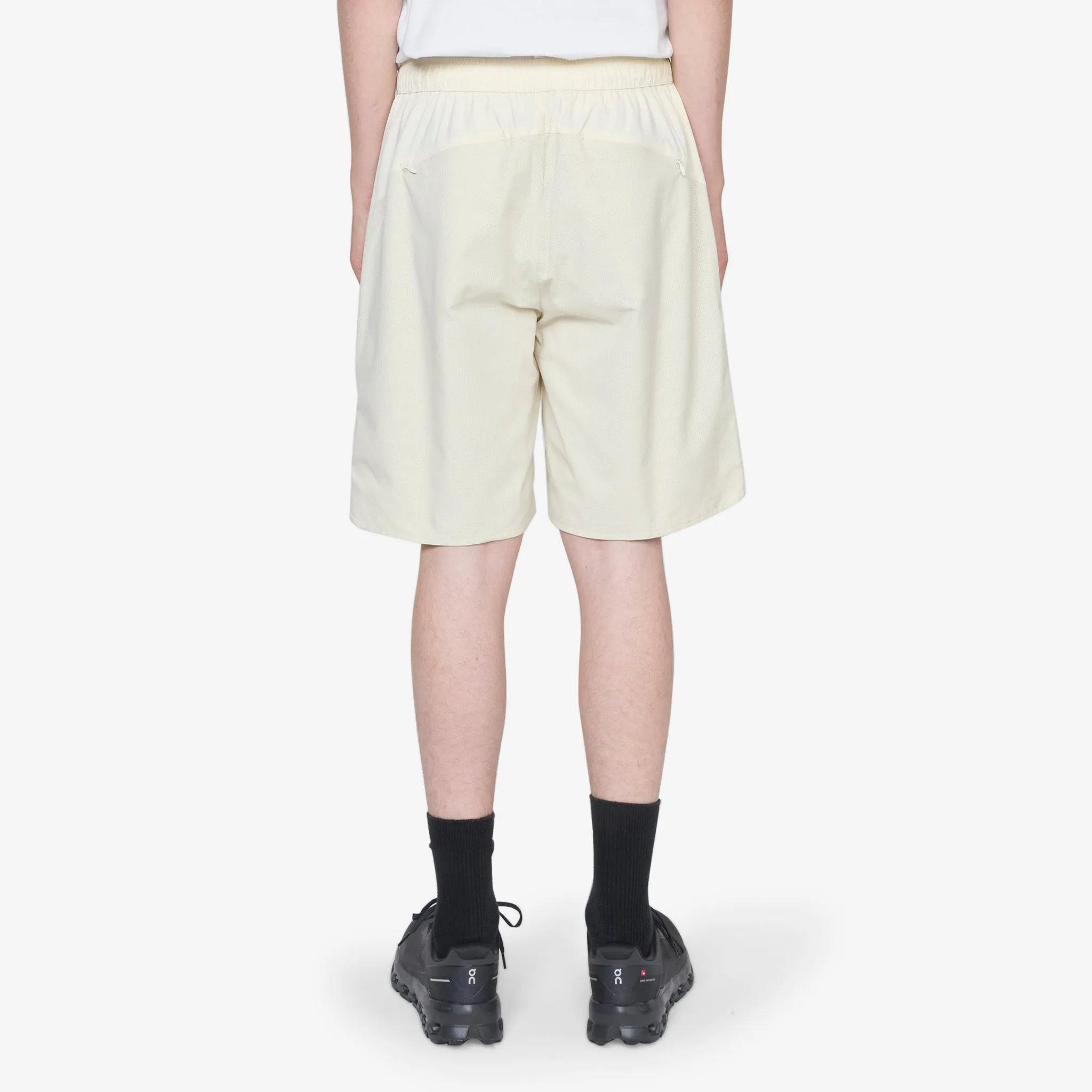 Light Technical Shorts Cream