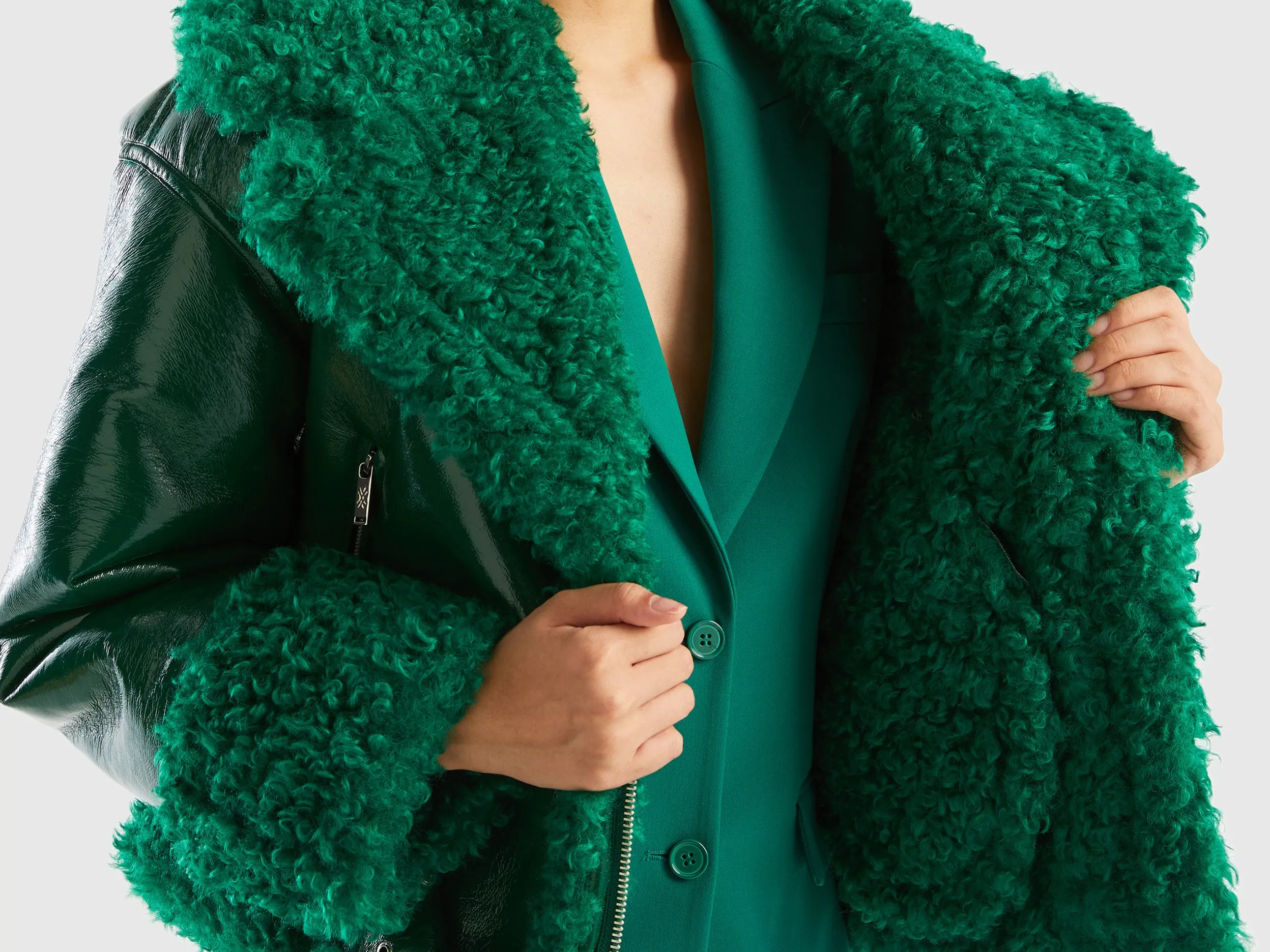 Loose Fit Lapel Neck Faux Fur Inside Green Imitation Leather Jacket