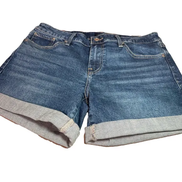 Lucky Brand shorts &quot;The Roll up&quot; Size 8