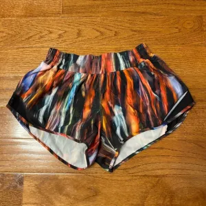 Lululemon athletica chroma fusion rainbow hotty hot shorts size 4 low rise