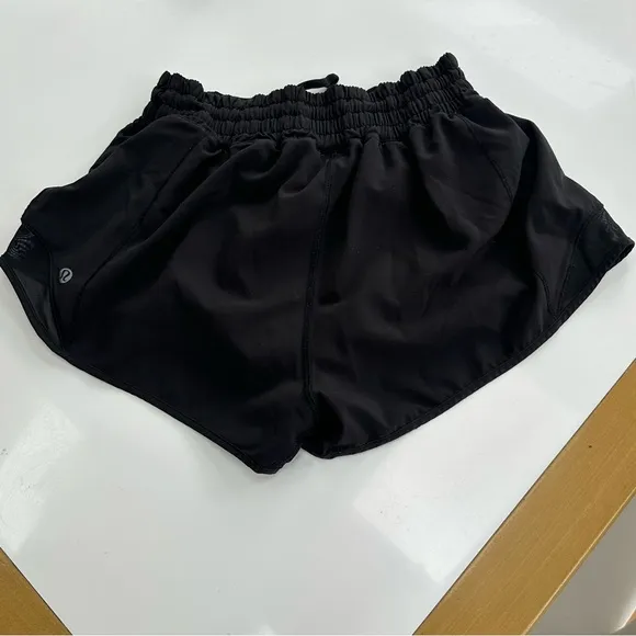 lululemon Hotty Hot High-Rise Lined Short 2.5&quot;