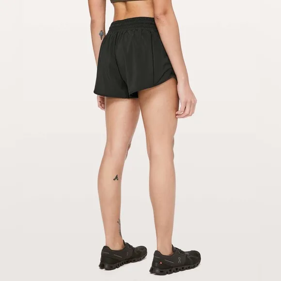 lululemon Hotty Hot High-Rise Lined Short 2.5&quot;