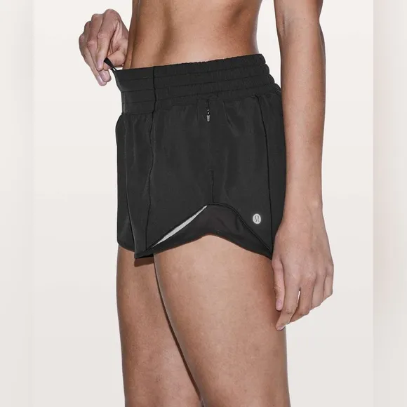 lululemon Hotty Hot High-Rise Lined Short 2.5&quot;