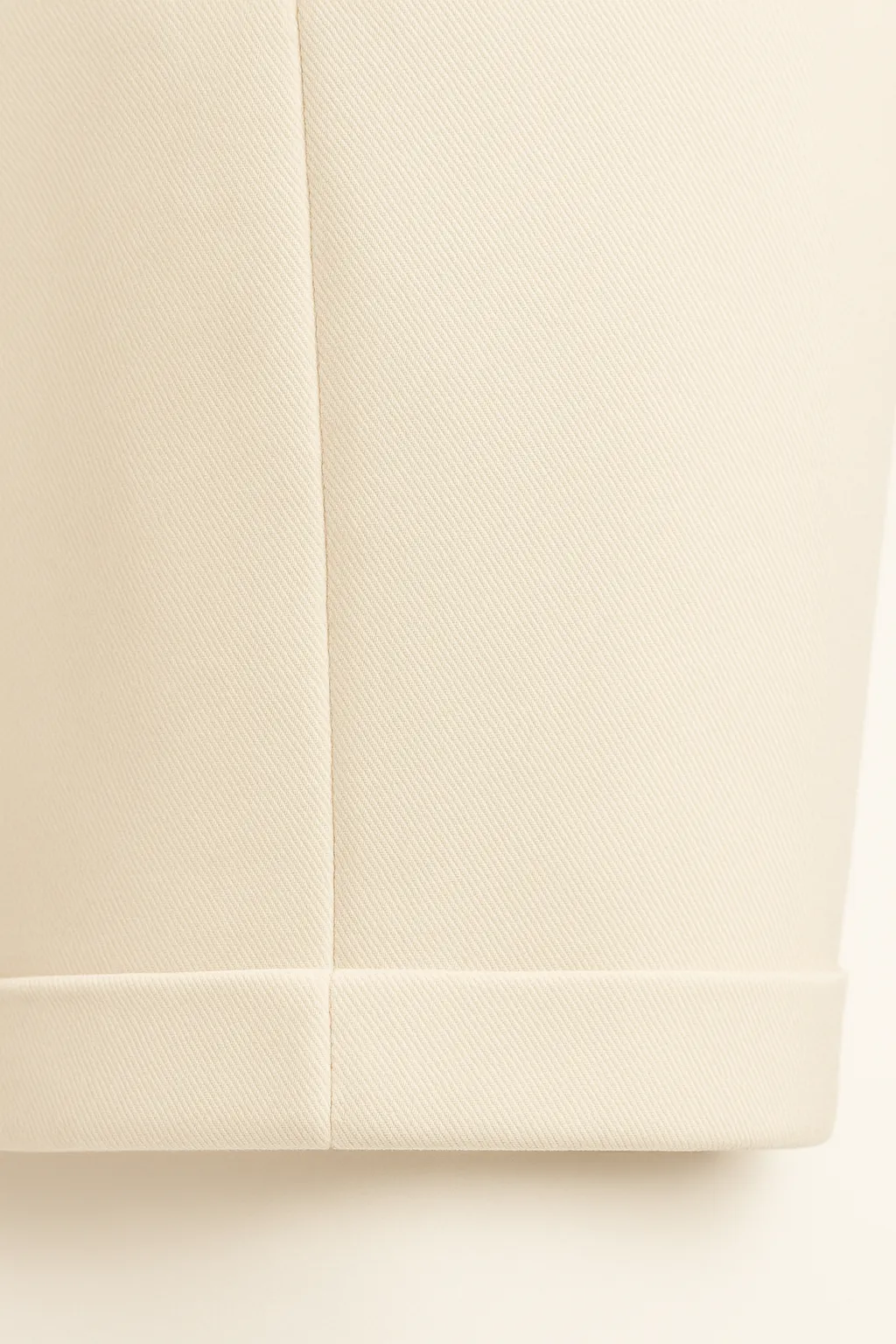 LumiNovi | The Alton Linen Shorts