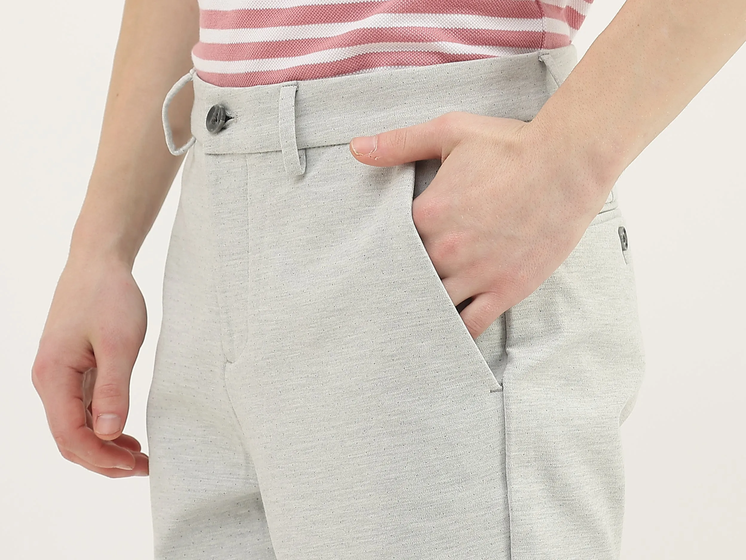 Men Textured Slim Fit Shorts