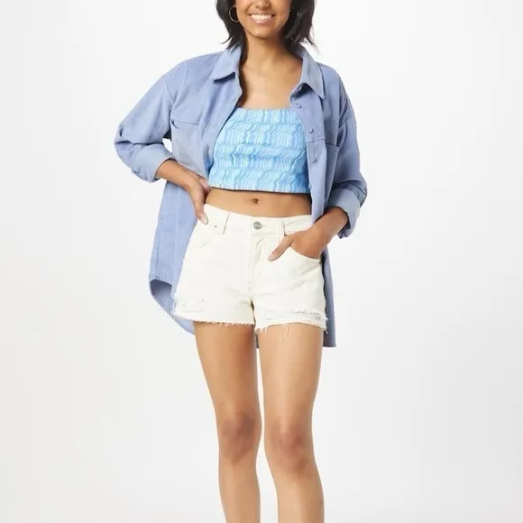 NWT Urban Outfitters Denim Shorts Size 28 Low Rise Harri Neutral Cream Color