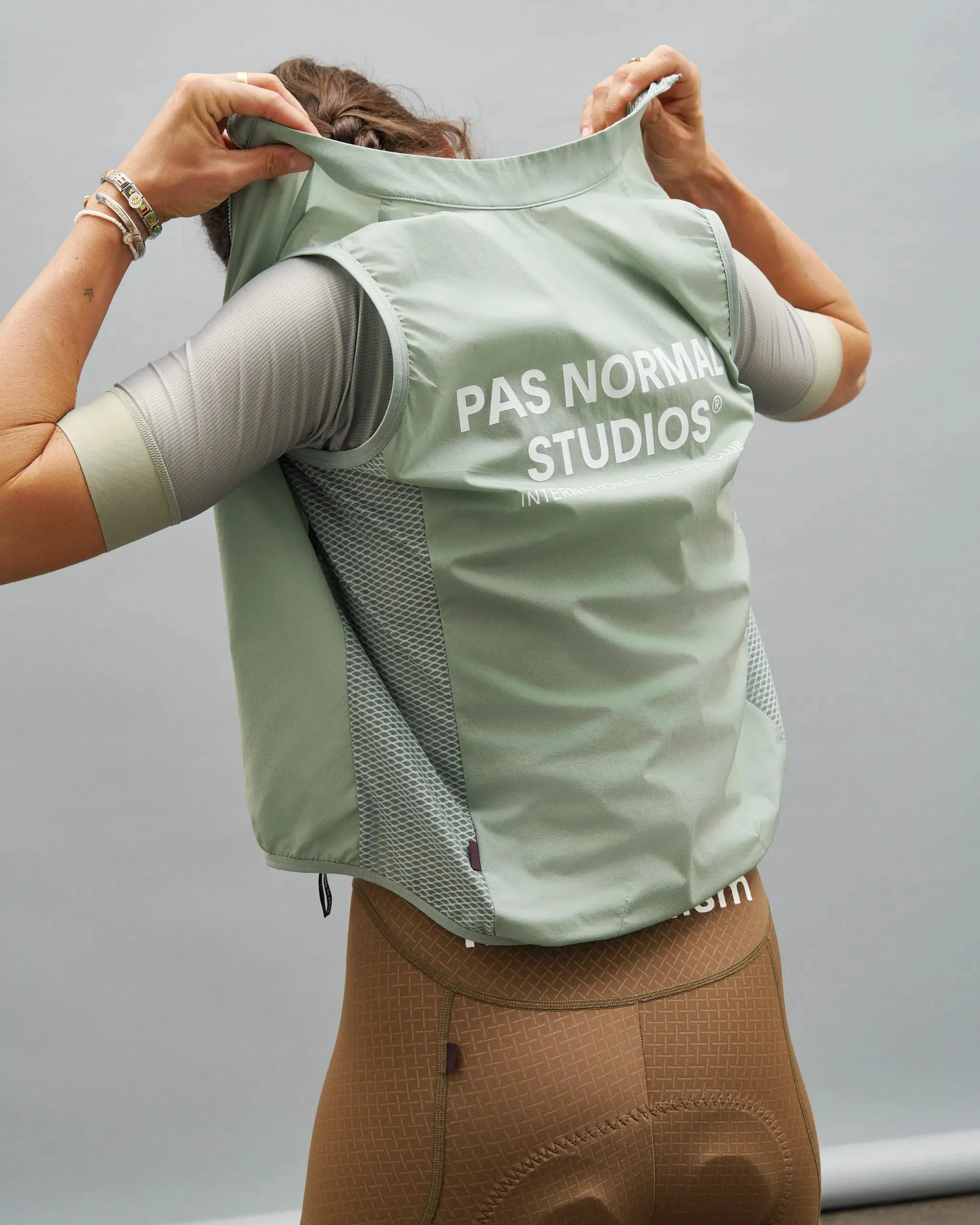 Pas Normal Studios - Women's Mechanism Stow Away Gilet - Dusty Mint