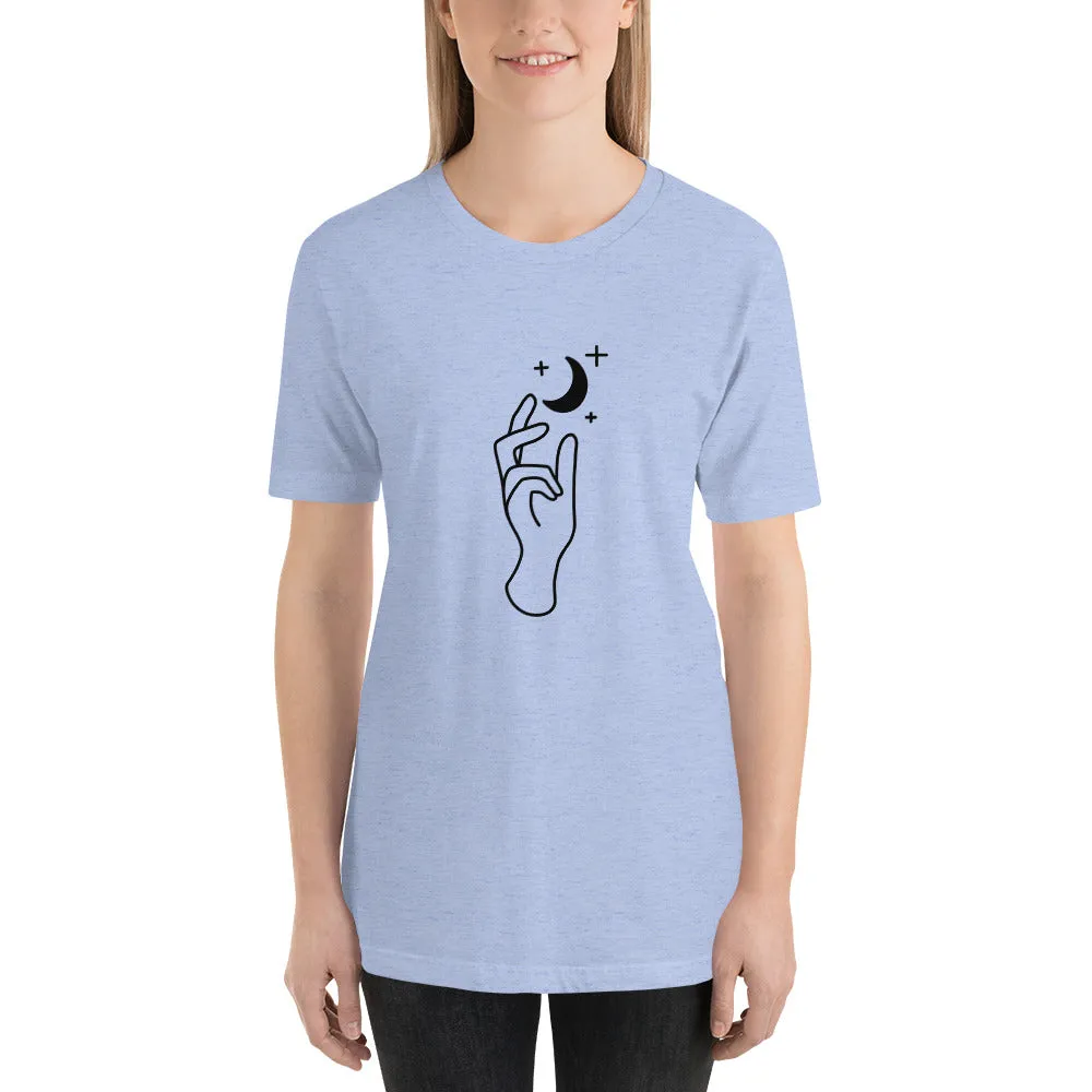 Reach the moon t-shirt by Eugenia