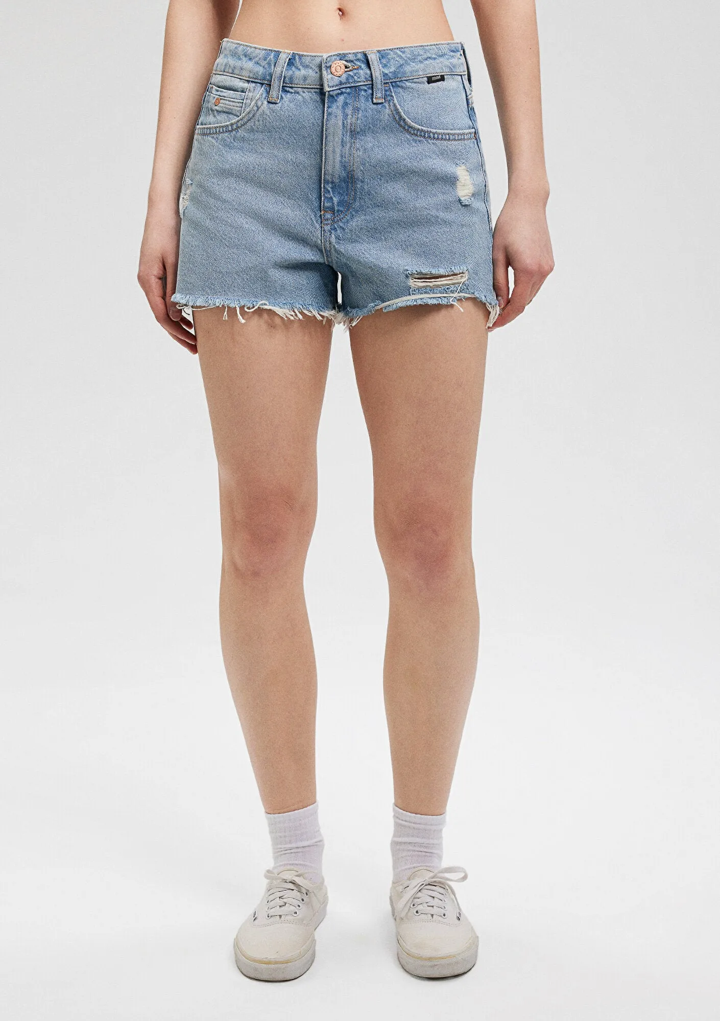 Rosie Light Ripped 90s Jean Shorts