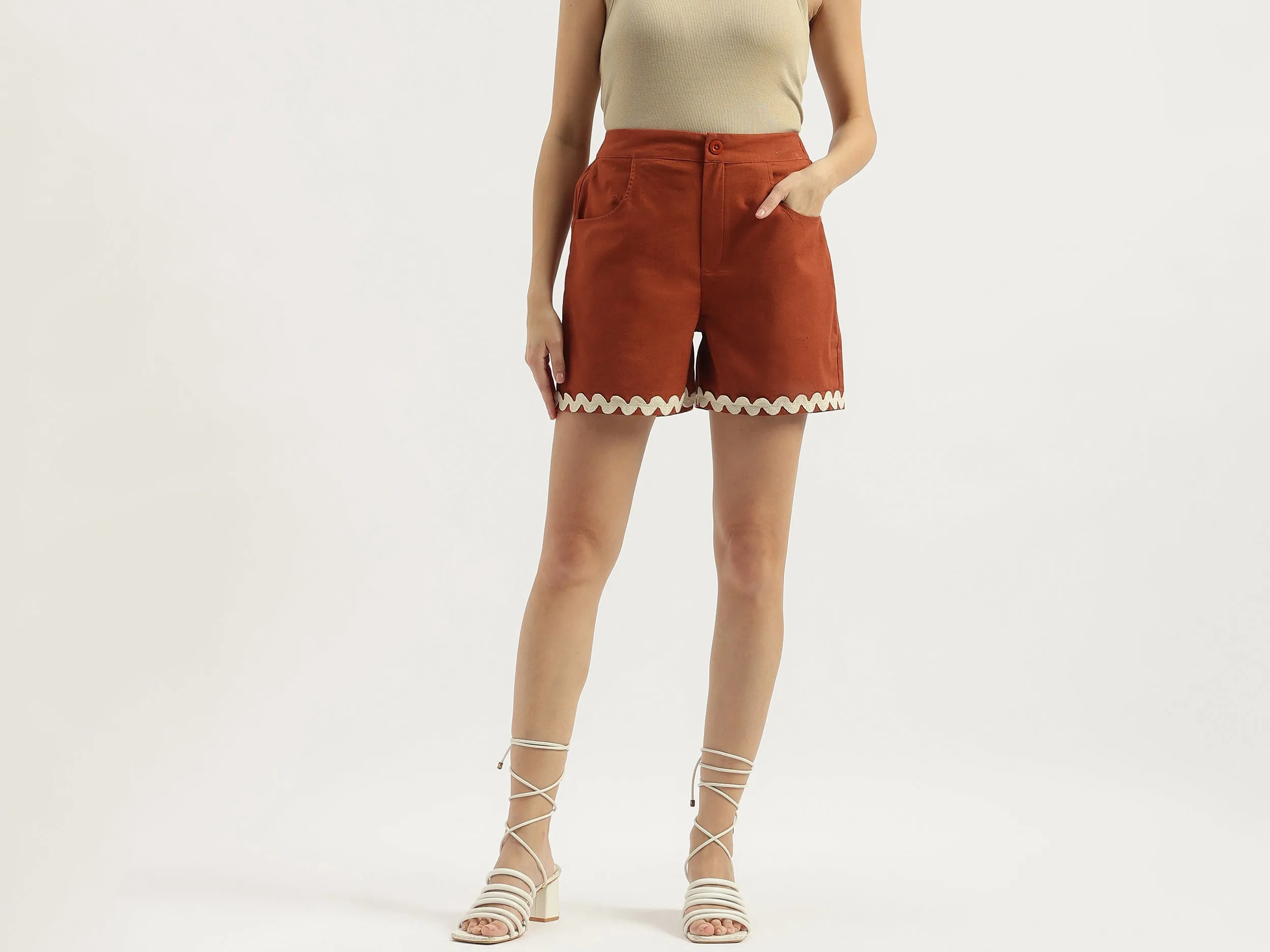 Solid Regular Fit Wavy Lace Detail Shorts
