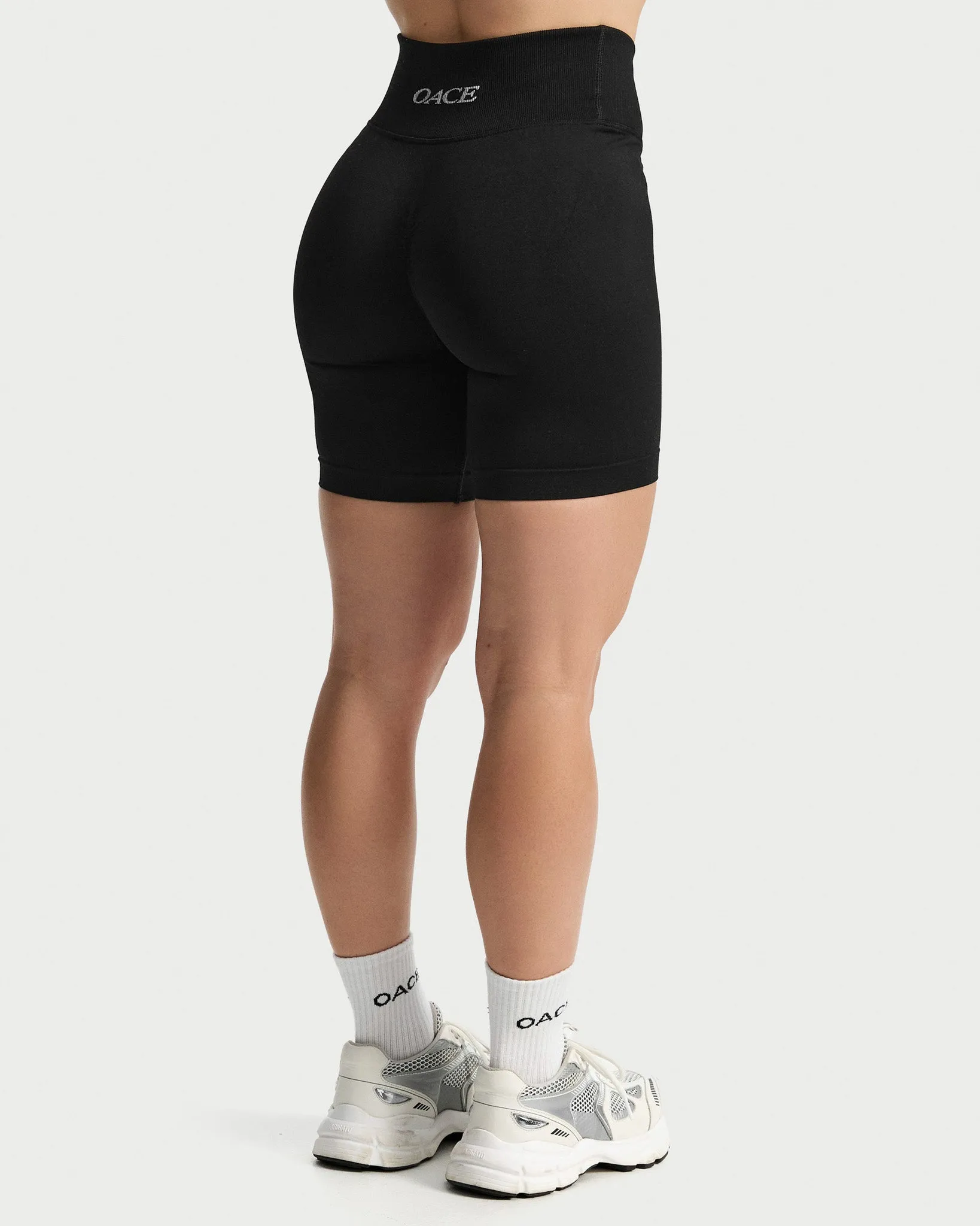 Toned V-Shape Shorts (Outlet)