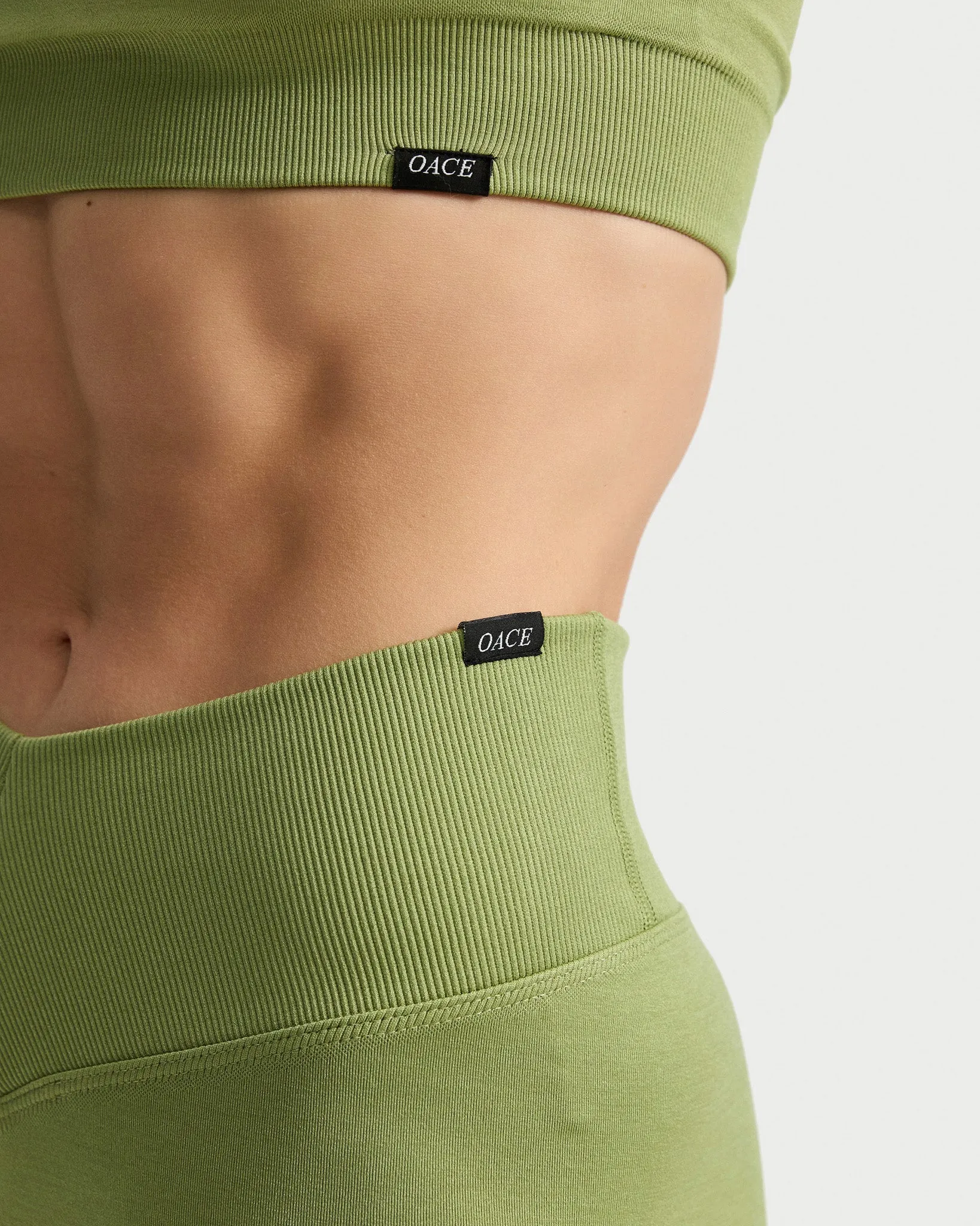 Toned V-Shape Shorts (Outlet)