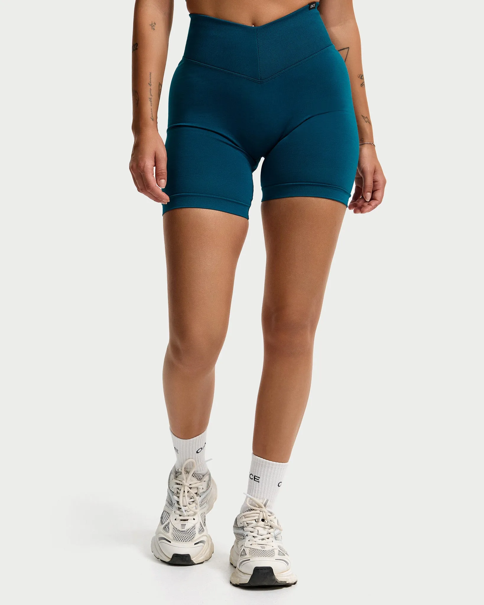 Toned V-Shape Shorts (Outlet)