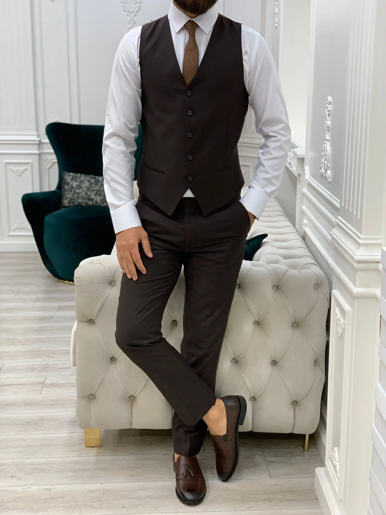 Vince Coffee Slim Fit Peak Lapel Suit - Elegant Three-Piece Ensemble