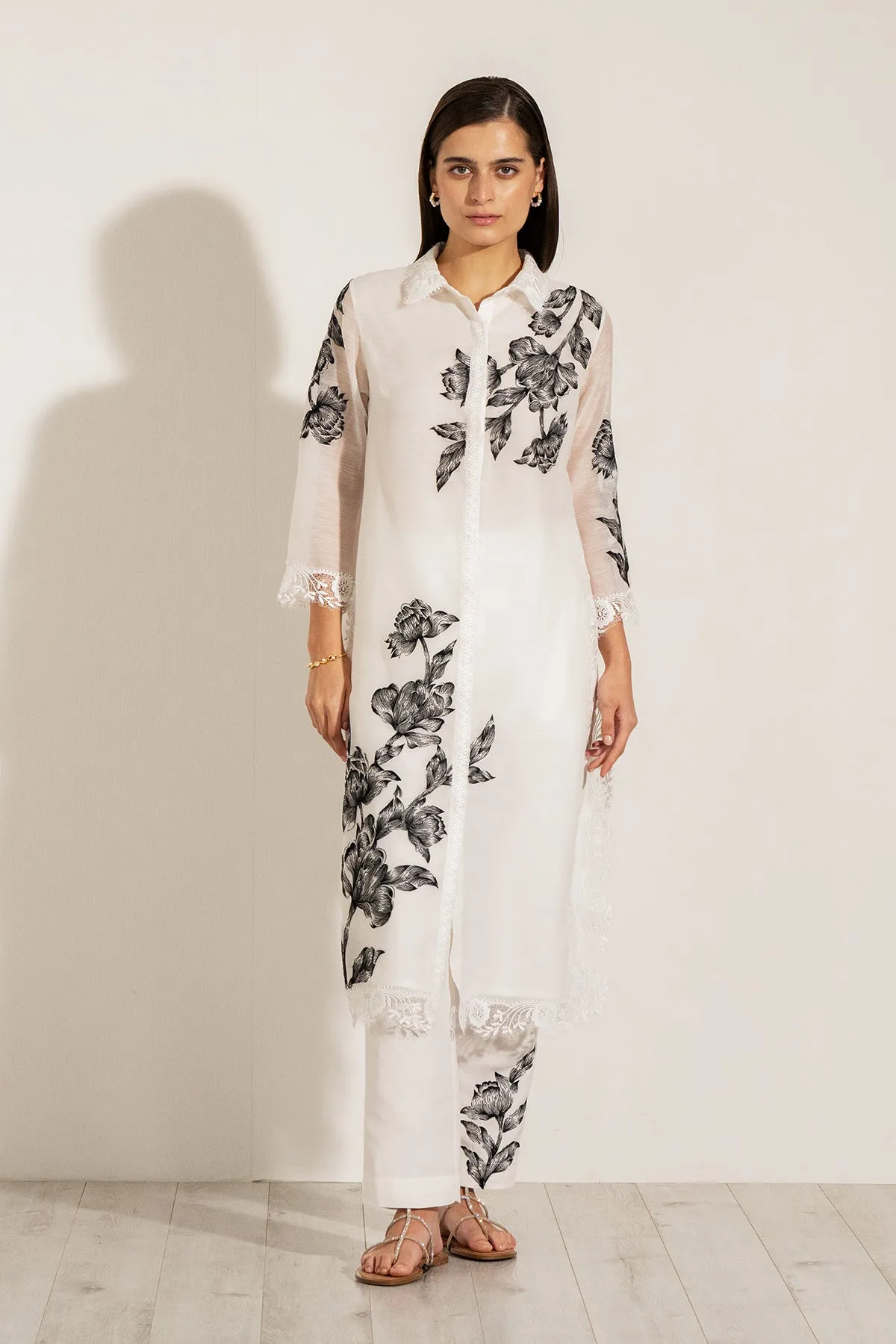 Viva white tunic and pants