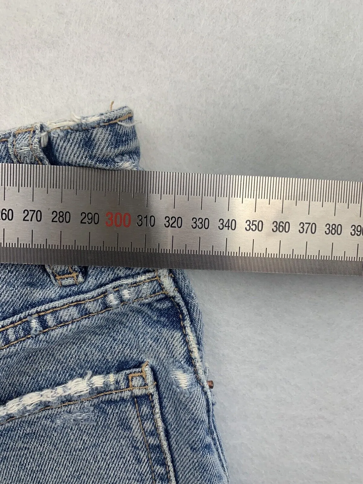Women’s Zara Denim Shorts Size Euro 32 / US 00
