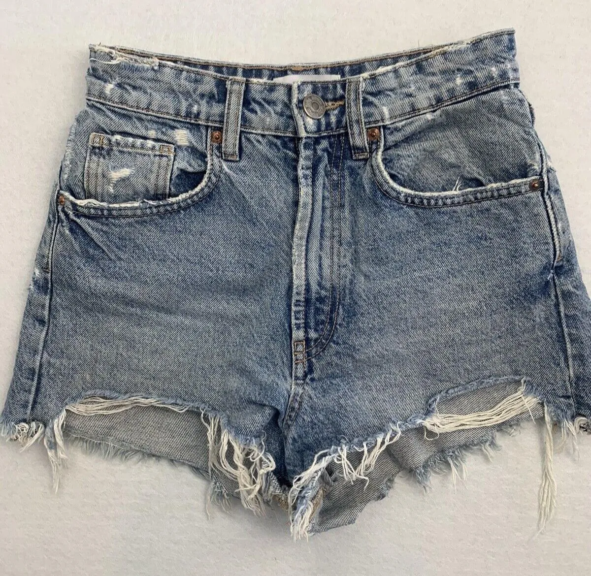 Women’s Zara Denim Shorts Size Euro 32 / US 00