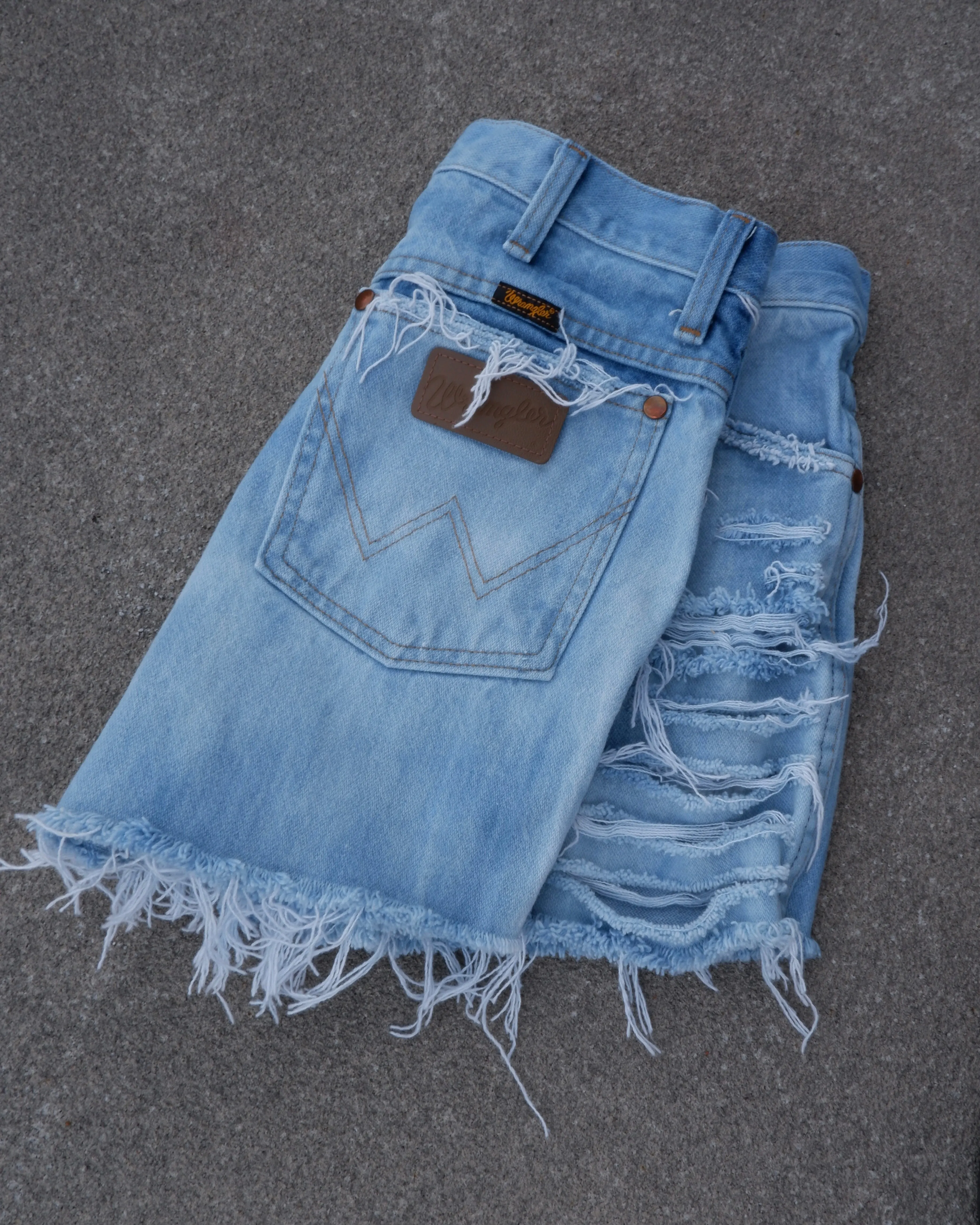 Wrangler Cut-offs (Size 9)