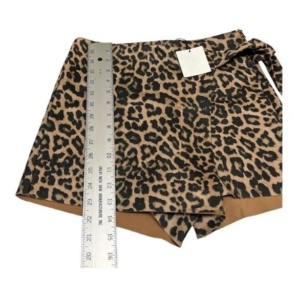 Zara Women’s XS Leopard Skort Waist Tie Animal Print Shorts Neutral Tan Classic